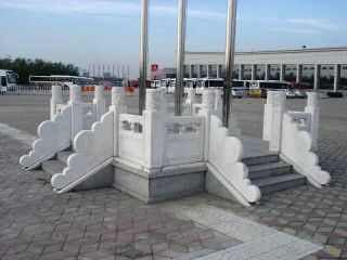 國旗臺旗桿的高度直徑有什么規格或者規范嗎?