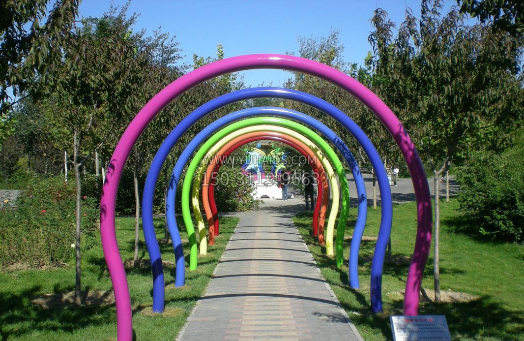 不銹鋼彩虹門城市景觀雕塑 不銹鋼彩虹門城市景觀雕塑