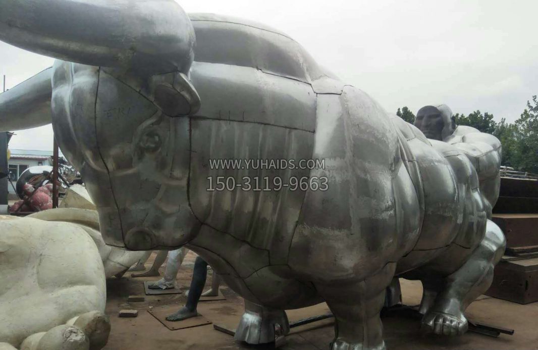 廣場不銹鋼拓荒牛景觀雕塑 廣場不銹鋼拓荒牛景觀雕塑