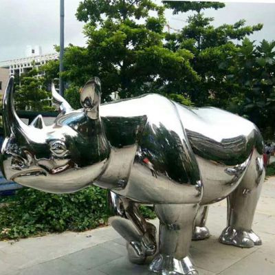 影響鏡面犀牛不銹鋼雕塑報價的因素有哪些?