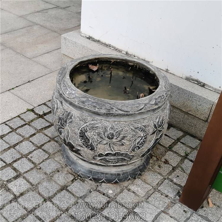 庭院擺放芝麻黑仿古魚缸花盆雕塑