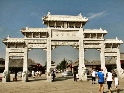 古城景區寺院漢白玉五門斗拱石雕牌坊