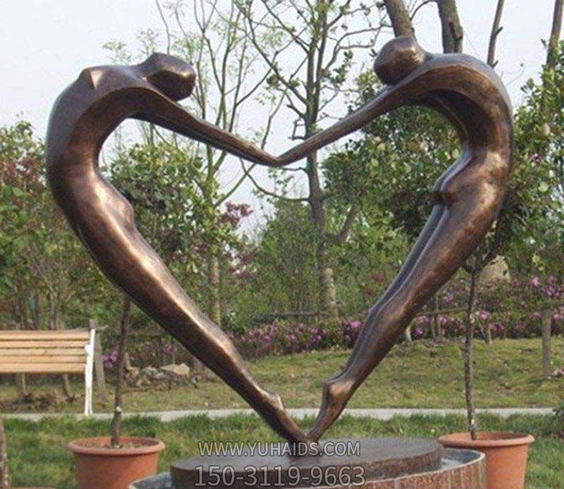 景區(qū)抽象不銹鋼銅鑄手拉手愛(ài)心雕塑