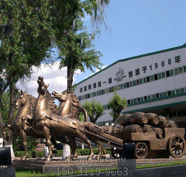 企業(yè)廣場(chǎng)鑄造純銅漆金馬車?yán)就榜R車雕塑