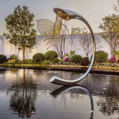 不銹鋼湖面創意景觀雕塑，蝴蝶、c型環