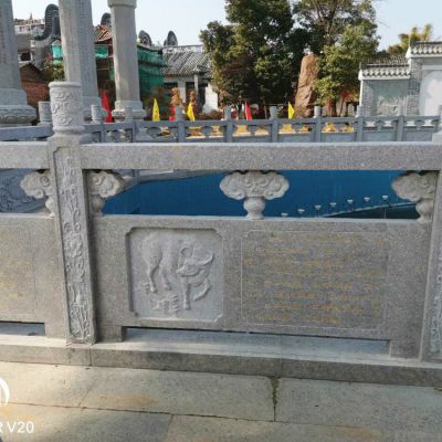 十二生肖石雕欄板，路橋欄桿