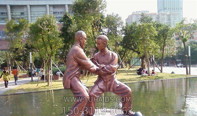 公園練太極拳的人物鑄造紅銅雕塑