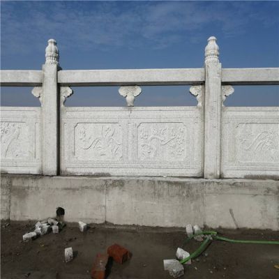 別墅小區(qū)大橋兩側(cè)石頭欄桿 河道石材護(hù)欄雕塑