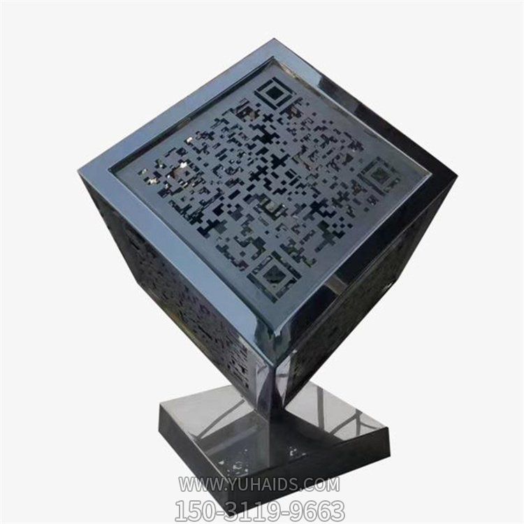 不銹鋼鏤空創意魔方雕塑