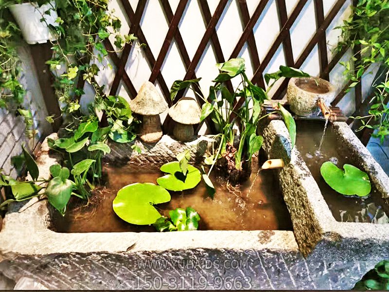 酒店室內擺放創意老石槽流水魚缸水循環景觀雕塑