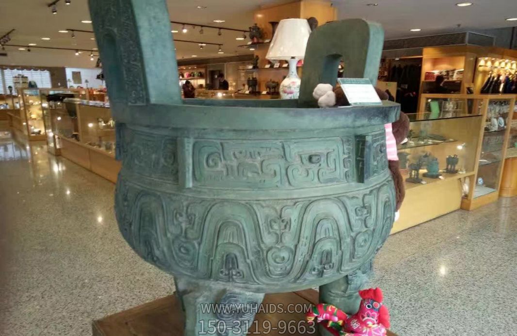 商場創意青銅器鼎雕塑