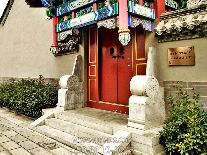 事業單位古建筑門口擺放漢白玉簡約石抱鼓雕塑