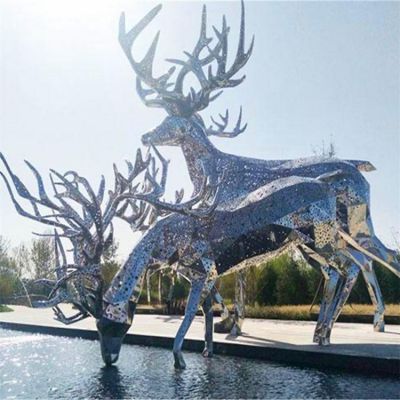 戶外噴泉水景大型不銹鋼鏤空，梅花鹿擺件