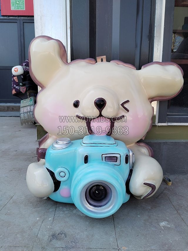 拍照小熊玻璃鋼美陳掛件雕塑