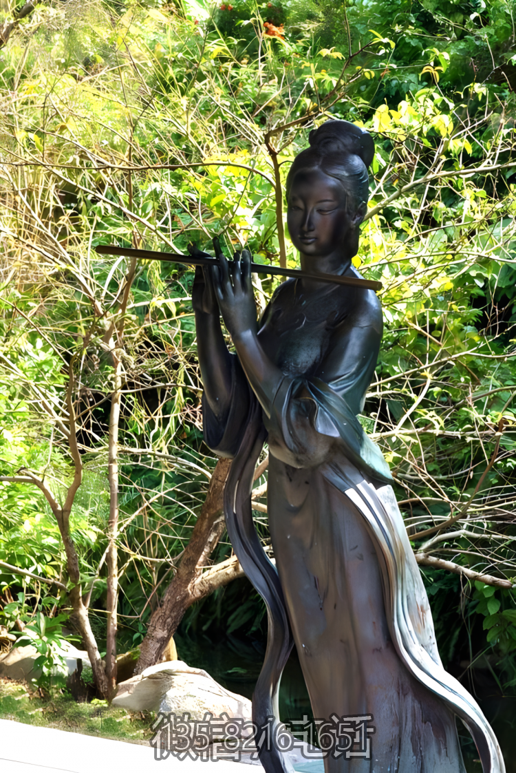 園林景區(qū)銅雕景觀吹笛子的古代人物雕塑