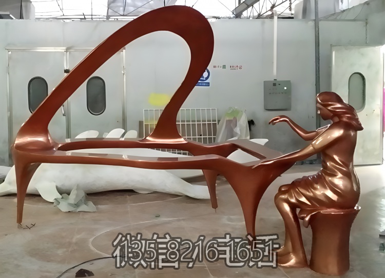 玻璃鋼仿銅園林景觀美陳裝飾擺件彈鋼琴的人物雕塑