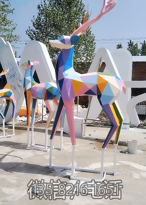 塊面不銹鋼噴漆梅花鹿雕塑 塊面不銹鋼噴漆梅花鹿雕塑