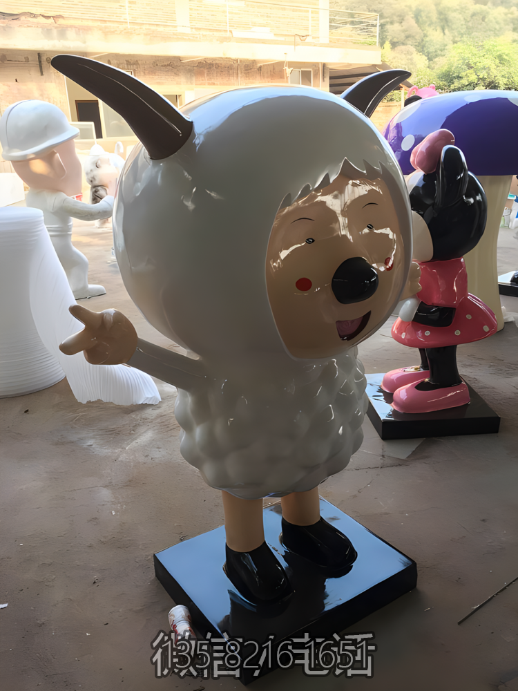 玻璃鋼定制園林游樂園裝飾擺件玻璃鋼卡通動物羊雕塑