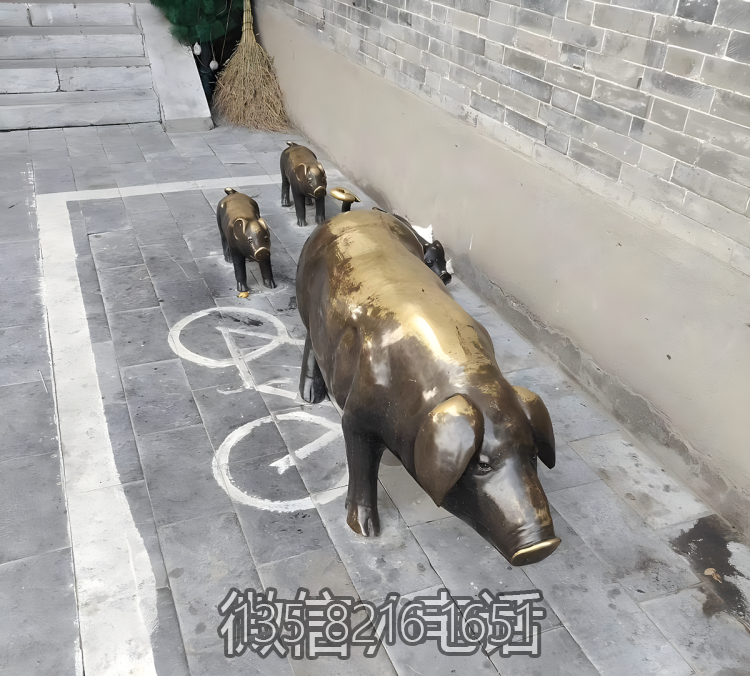 景區園林創意定制鑄銅十二生肖豬雕塑