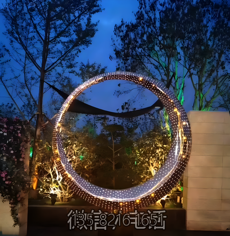 庭院園林鏤空不銹鋼發光圓環雕塑 庭院園林鏤空不銹鋼發光圓環雕塑