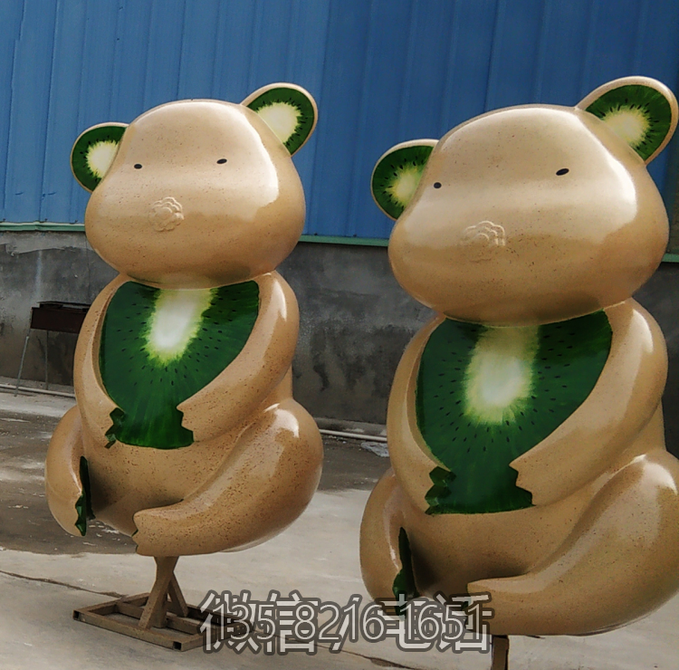 玻璃鋼卡通獼猴桃小熊雕塑