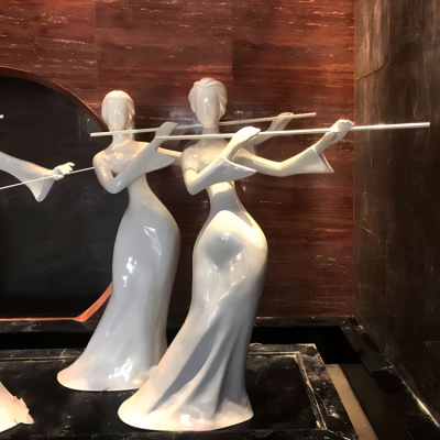 酒店裝飾擺件玻璃鋼吹笛子的抽象人物雕塑