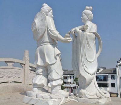 花園廣場(chǎng)擺放漢白玉古代人物牛郎織女石雕雕塑