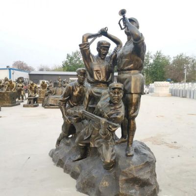 玻璃鋼仿銅沖鋒抗戰人物雕塑