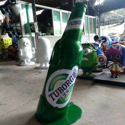 玻璃鋼仿真啤酒瓶雕塑