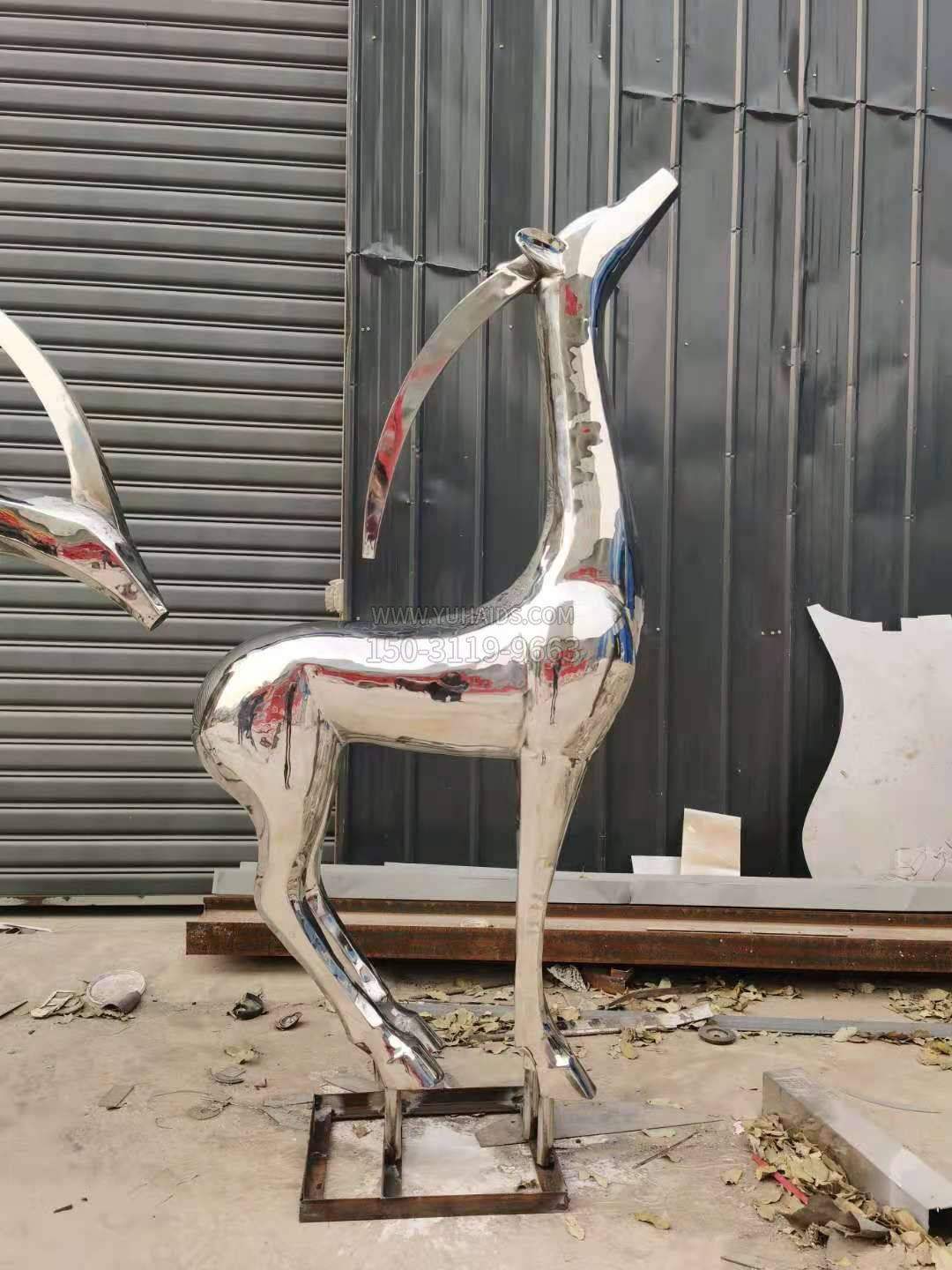 C款,站姿昂頭不銹鋼鹿,靜態 C款,站姿昂頭不銹鋼鹿,靜態